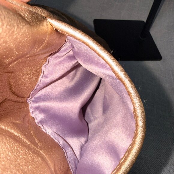 Coach Gold Tote Bag with Silk Lavender Interior โจ๐ - Picture 10 of 16